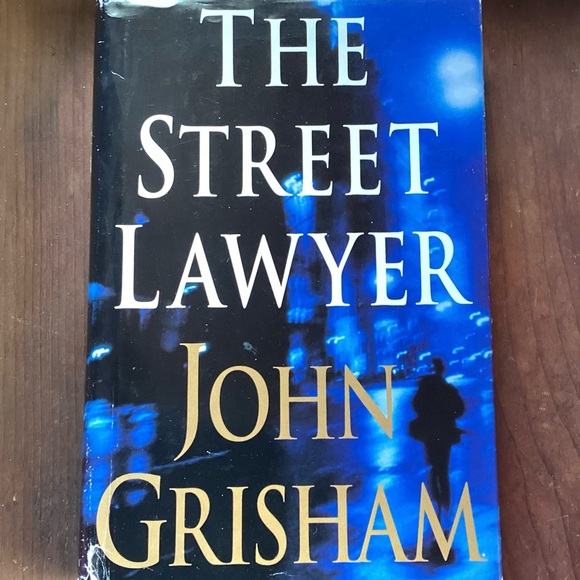 John Grisham Book Collection - Picture 4 of 5